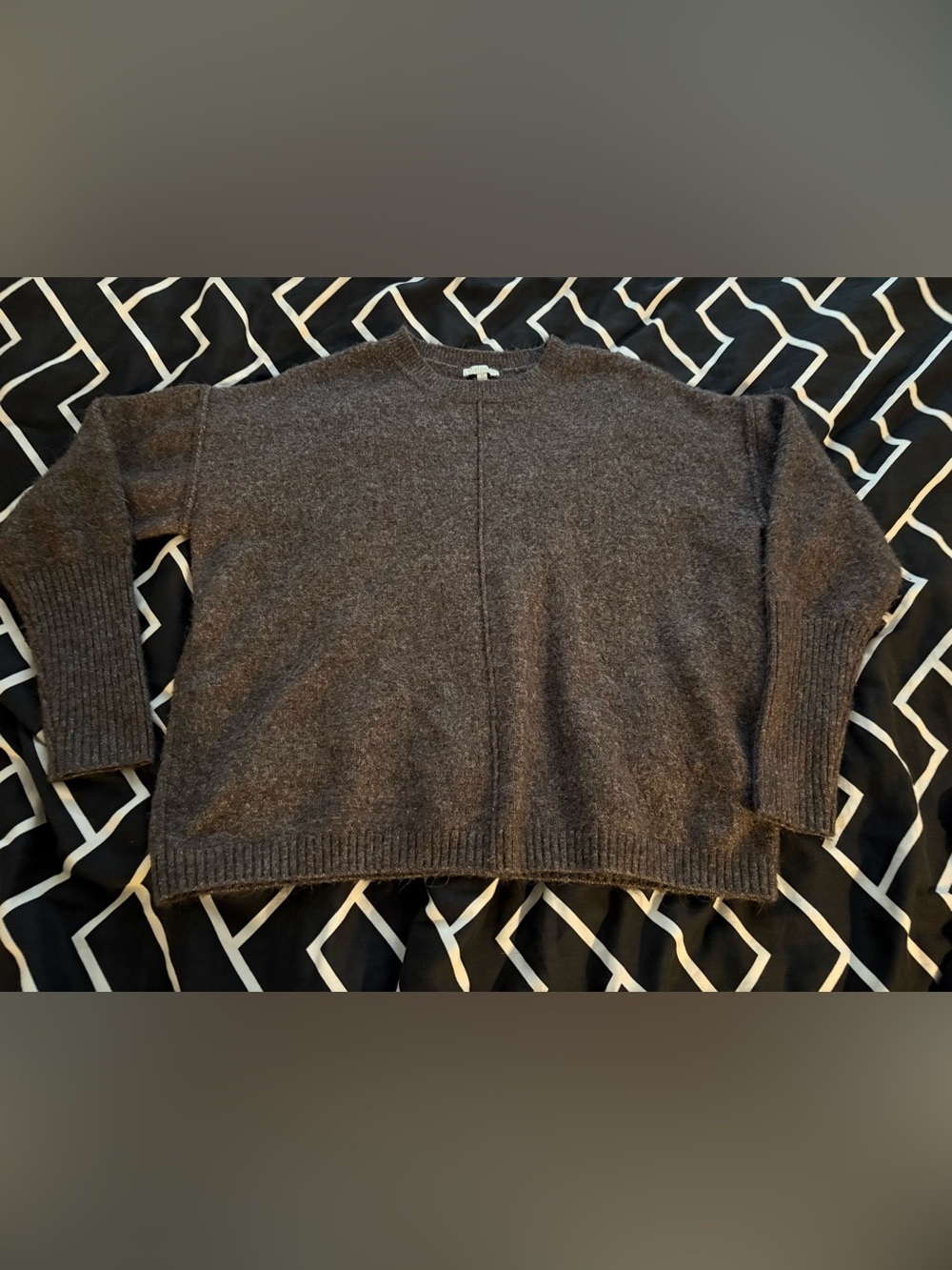 Legendary outfitter’s sweater, size medium